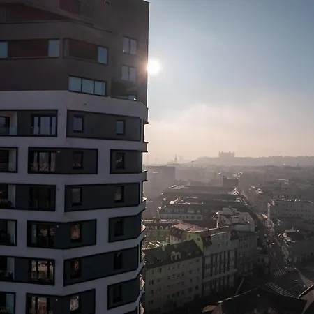 Lam Anthracite W Ac & Balcony