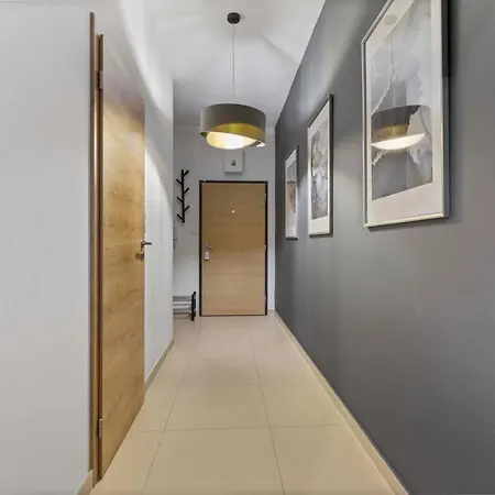 Lam Anthracite W Ac & Balcony Апартаменти Братислава