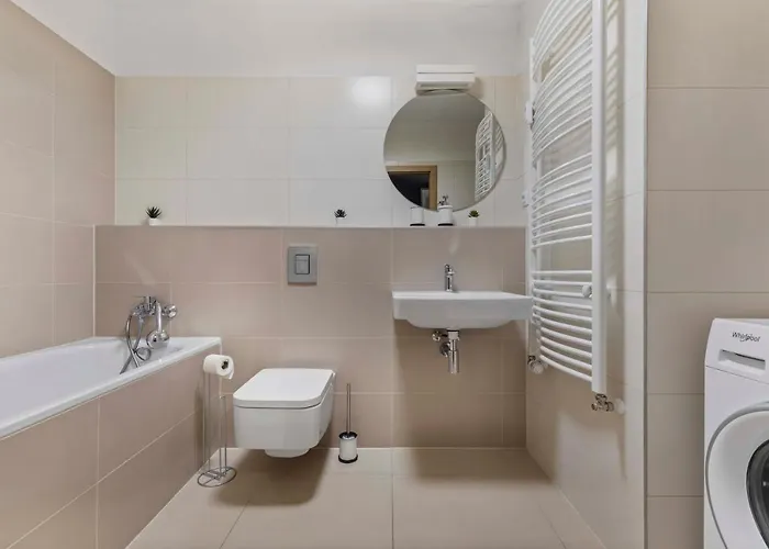 Lam Anthracite W Ac & Balcony Bratislava