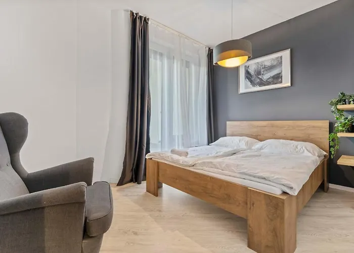 Lam Anthracite W Ac & Balcony