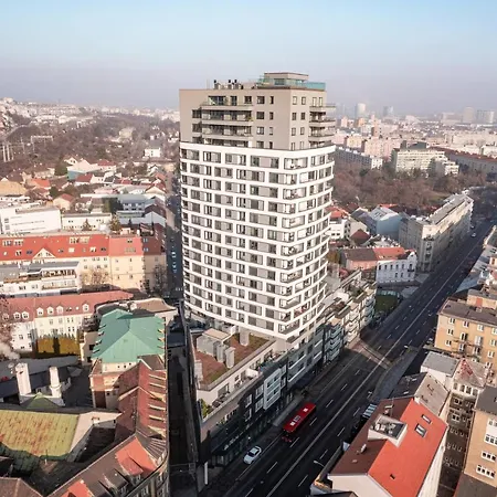 Lam Anthracite W Ac & Balcony Apartmán